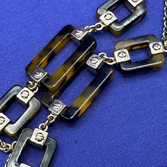Ralph Lauren Tortoise and Silver Chain Necklace - Picture 5 of 14